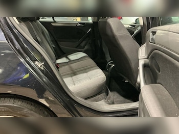 Used Volkswagen Golf 2009 for sale - 75768775: Photo