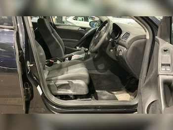 Used Volkswagen Golf 2009 for sale - 75768775: Photo