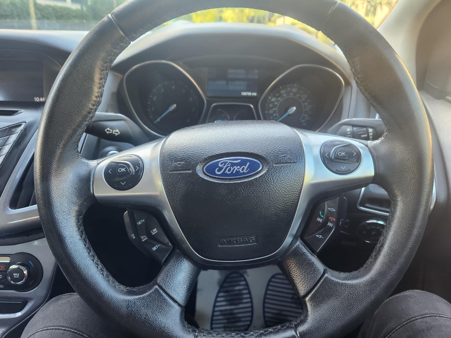 Vehicle 29