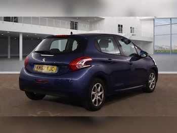 Used Peugeot 208 2013 for sale - 75601155: Photo