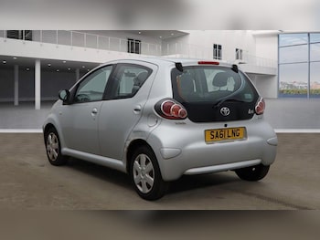 Used Toyota AYGO 2011 for sale - 75552217: Photo