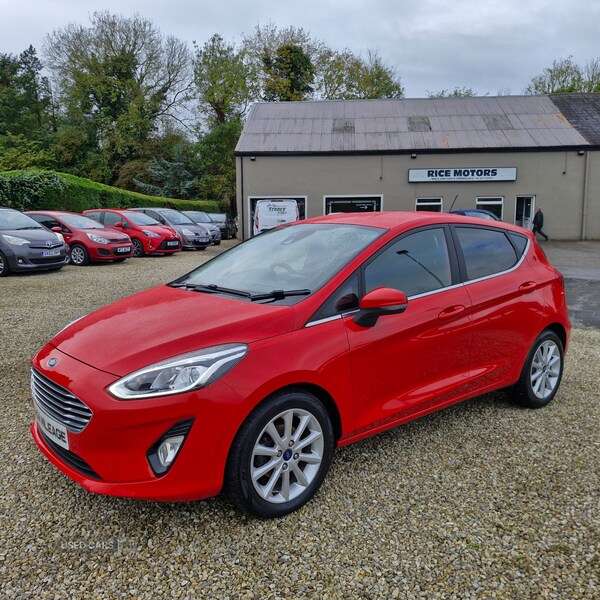 Used Ford Fiesta 2017 for sale - 76228386: Photo 1