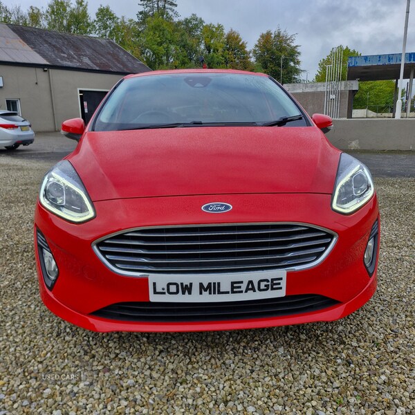Used Ford Fiesta 2017 for sale - 76228386: Photo 2
