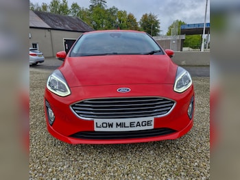 Used Ford Fiesta 2017 for sale - 76228386: Photo 2