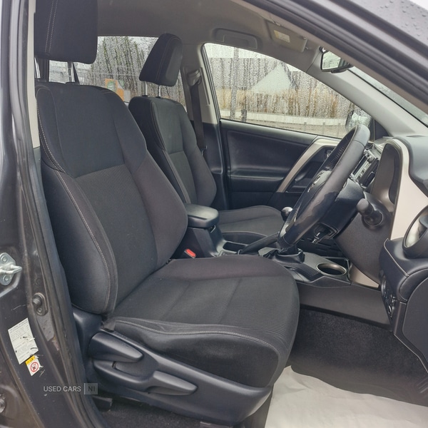 Used Toyota RAV4 2015 for sale - 77359458: Photo 16