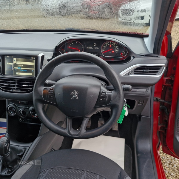 Used Peugeot 208 2014 for sale - 77292454: Photo 18