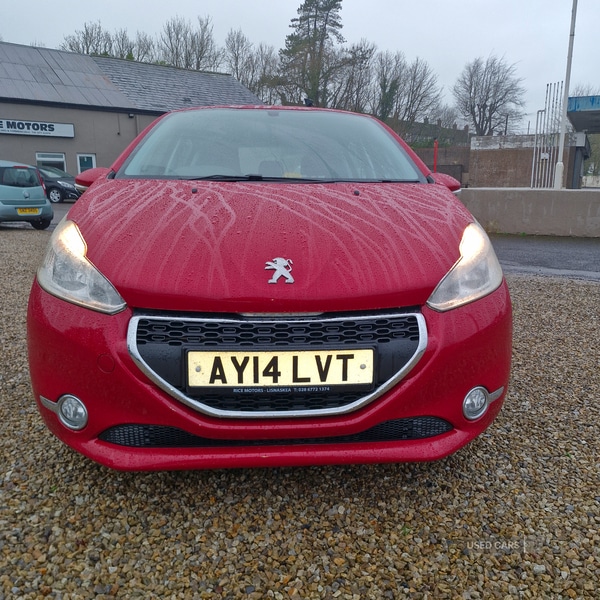 Used Peugeot 208 2014 for sale - 77292454: Photo 2