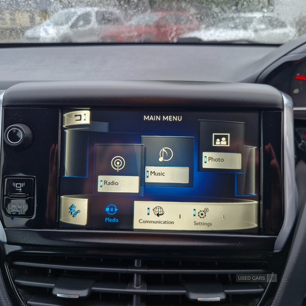 Used Peugeot 208 2014 for sale - 77292454: Photo 20