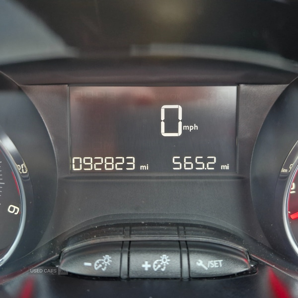 Used Peugeot 208 2014 for sale - 77292454: Photo 24