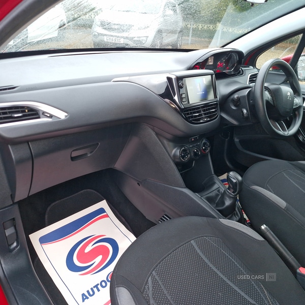 Used Peugeot 208 2014 for sale - 77292454: Photo 9