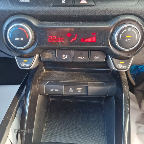 Used Kia Stonic 2018 for sale - 76562888: Photo 22