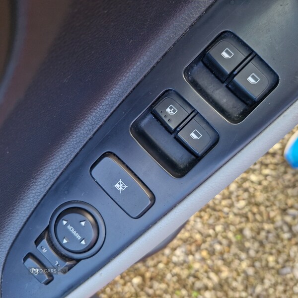 Used Kia Stonic 2018 for sale - 76562888: Photo 31