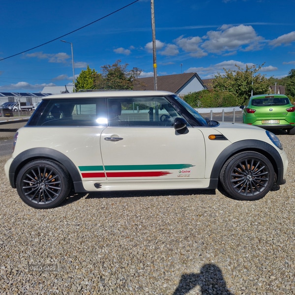 Used MINI Hatch 2011 for sale - 76095302: Photo 5