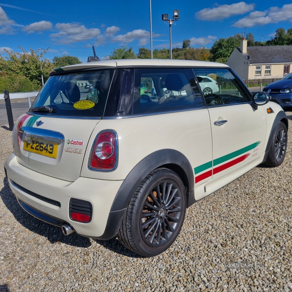 Used MINI Hatch 2011 for sale - 76095302: Photo 6