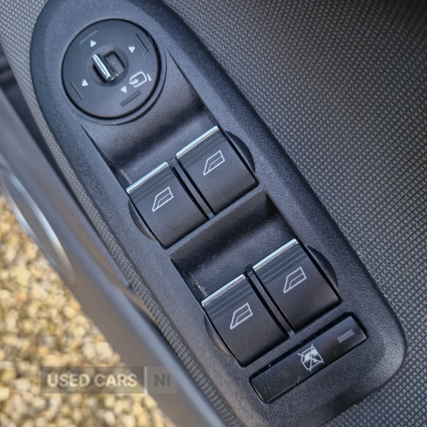 Used Ford Kuga 2011 for sale - 77697320: Photo 24