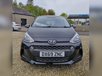 Used Hyundai i10 2019 for sale - 76228337: Photo 2