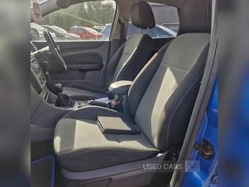 Used Ford Focus 2010 for sale - 77941243: Photo