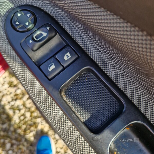 Used Citroen C3 Picasso 2012 for sale - 76787139: Photo 27