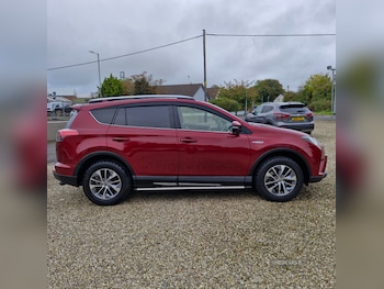 Used Toyota RAV4 2018 for sale - 76228392: Photo 4