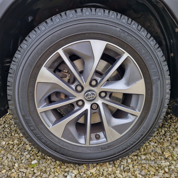 Used Toyota RAV4 2018 for sale - 76228392: Photo 9