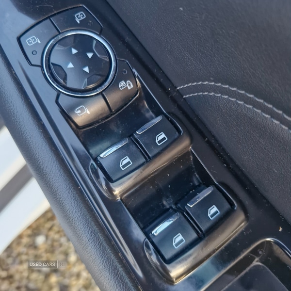 Used Ford S-Max 2017 for sale - 76965787: Photo 27