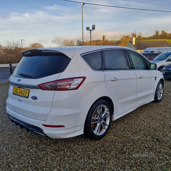 Used Ford S-Max 2017 for sale - 76965787: Photo 4
