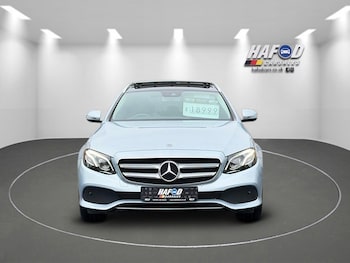 Used Mercedes-Benz 350 SL 2017 for sale - 78386984: Photo