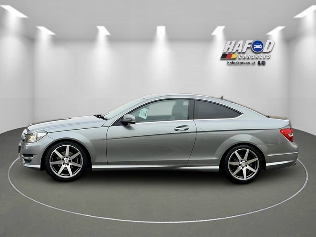 Used Mercedes-Benz Other 2012 for sale - 77607250: Photo 5