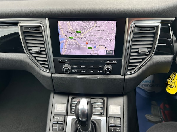 Used Porsche Macan 2016 for sale - 74373825: Photo 15