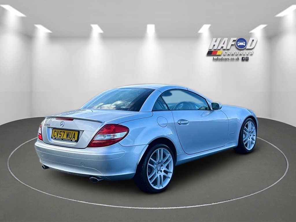 Used Mercedes-Benz SLK 2007 for sale - 76541521: Photo 8