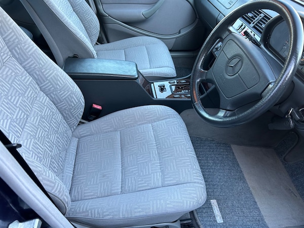 Used Mercedes-Benz C-Class 1999 for sale - 74298324: Photo 9