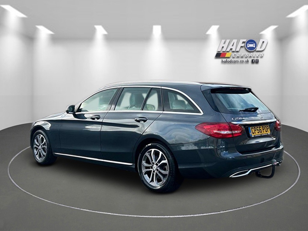 Used Mercedes-Benz C Class 2015 for sale - 75770614: Photo 6