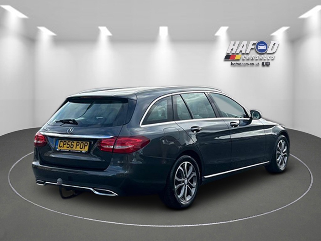 Used Mercedes-Benz C Class 2015 for sale - 75770614: Photo 8