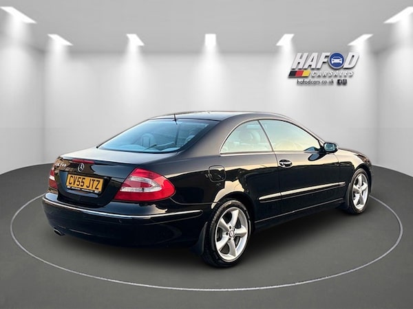 Used Mercedes-Benz CLK 2005 for sale - 75053459: Photo 8