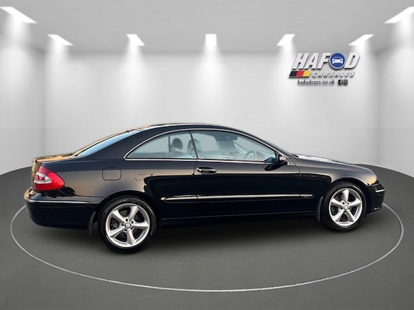 Used Mercedes-Benz CLK 2005 for sale - 75053459: Photo 9