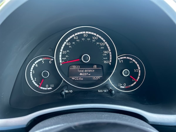 Used Volkswagen Beetle 2016 for sale - 74250079: Photo 20
