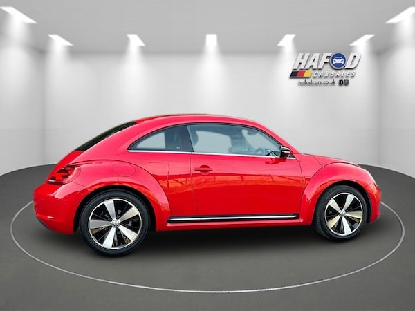 Used Volkswagen Beetle 2016 for sale - 74250079: Photo 9