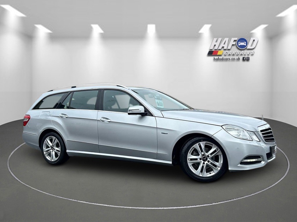 Used Mercedes-Benz E Class 2011 for sale - 75842208: Photo 1