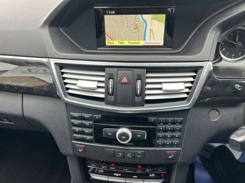 Used Mercedes-Benz E Class 2011 for sale - 75842208: Photo 19