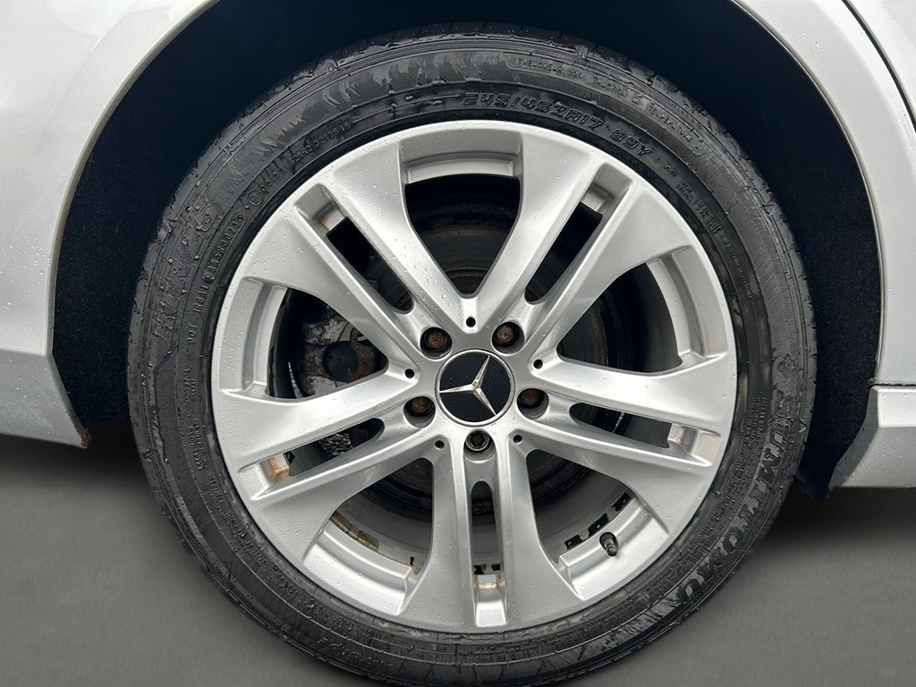 Used Mercedes-Benz E Class 2011 for sale - 75842208: Photo 24