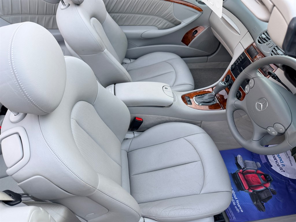 Used Mercedes-Benz CLK 2004 for sale - 77210754: Photo 10