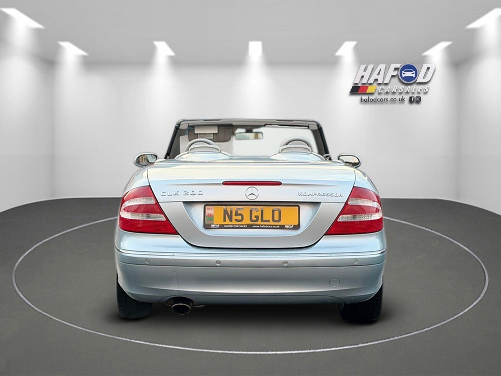 Used Mercedes-Benz CLK 2004 for sale - 77210754: Photo 7