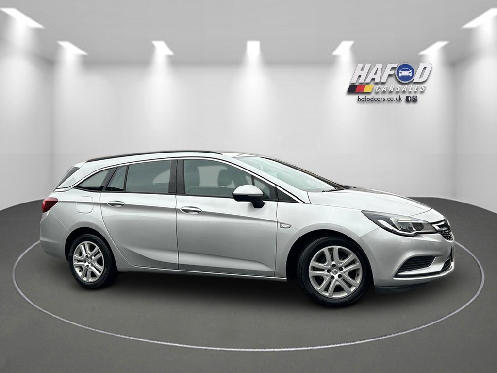 Used Vauxhall Astra 2018 for sale - 76541518: Photo 1