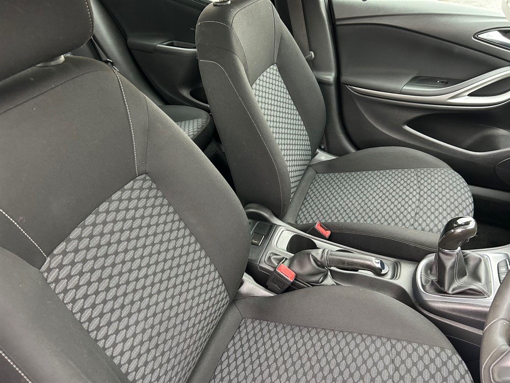 Used Vauxhall Astra 2018 for sale - 76541518: Photo 11