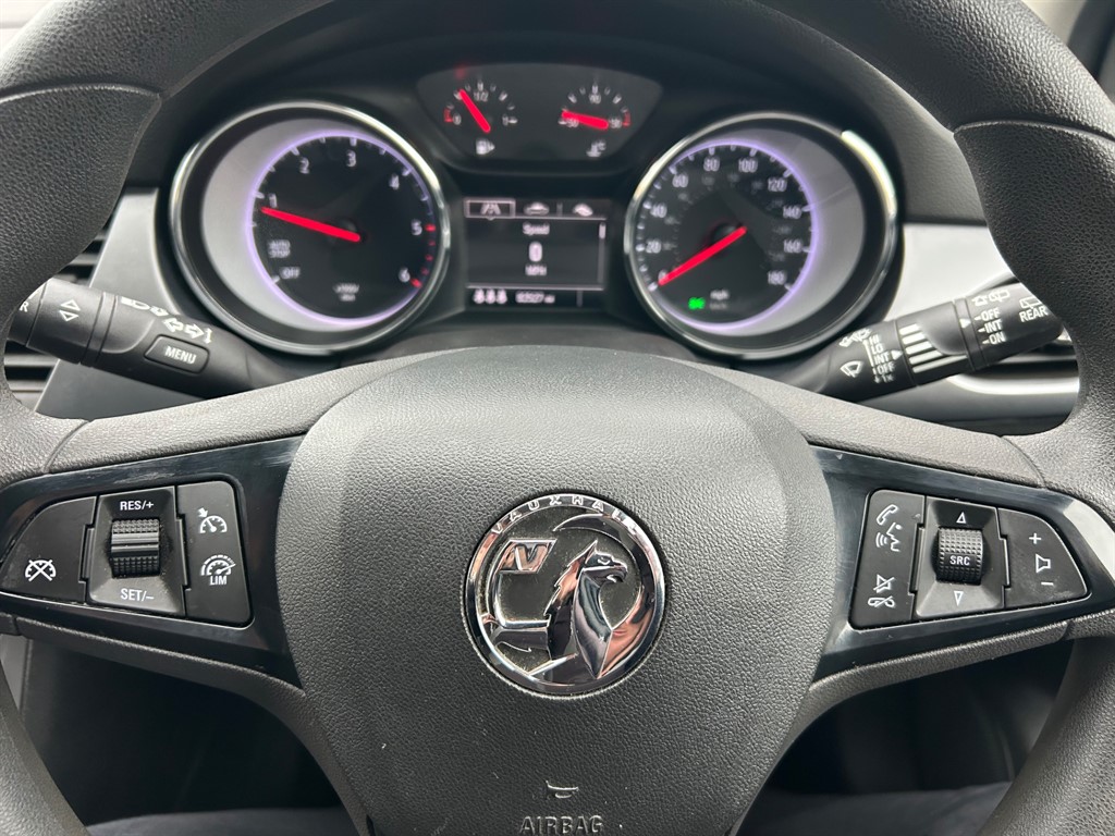 Used Vauxhall Astra 2018 for sale - 76541518: Photo 18