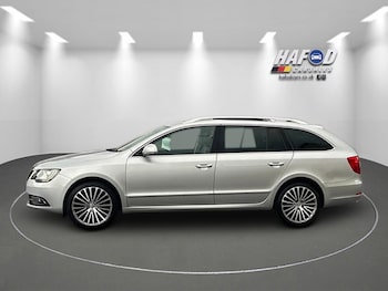 Used Skoda Superb 2014 for sale - 75770617: Photo