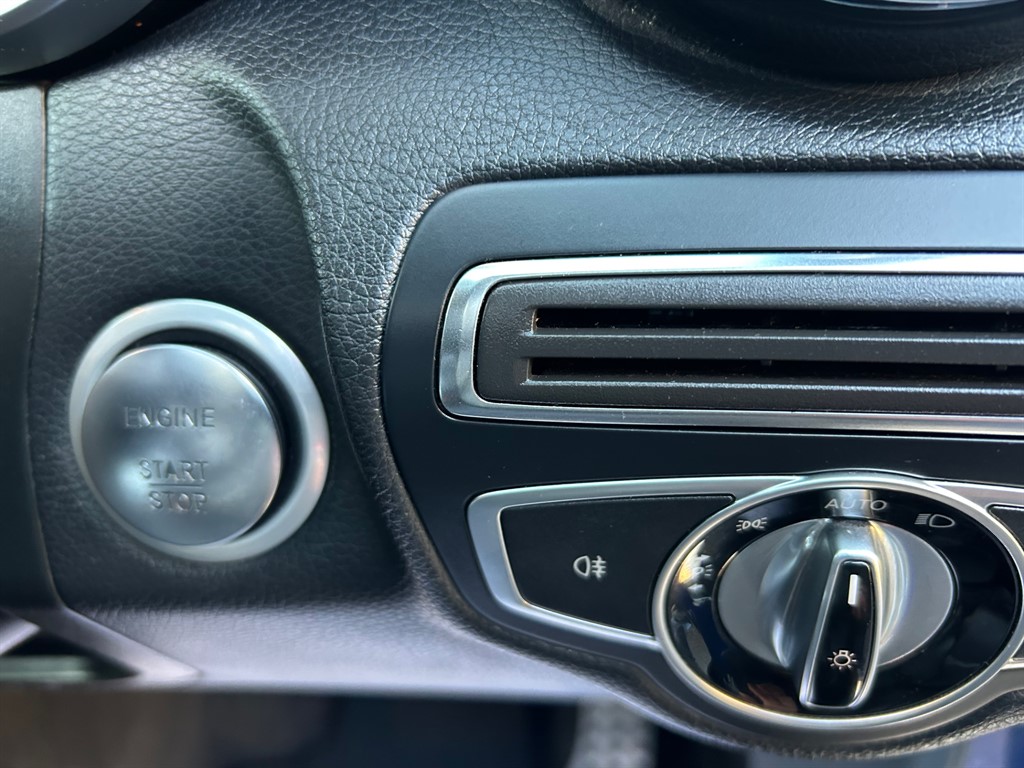 Used Mercedes-Benz GLC 2016 for sale - 76541519: Photo 12