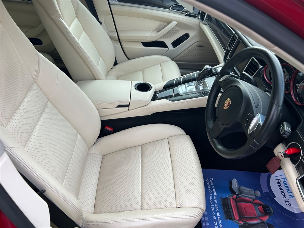 Used Porsche Panamera 2014 for sale - 76541514: Photo 10