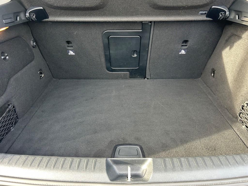 Used Mercedes-Benz 200 2016 for sale - 76541527: Photo 13