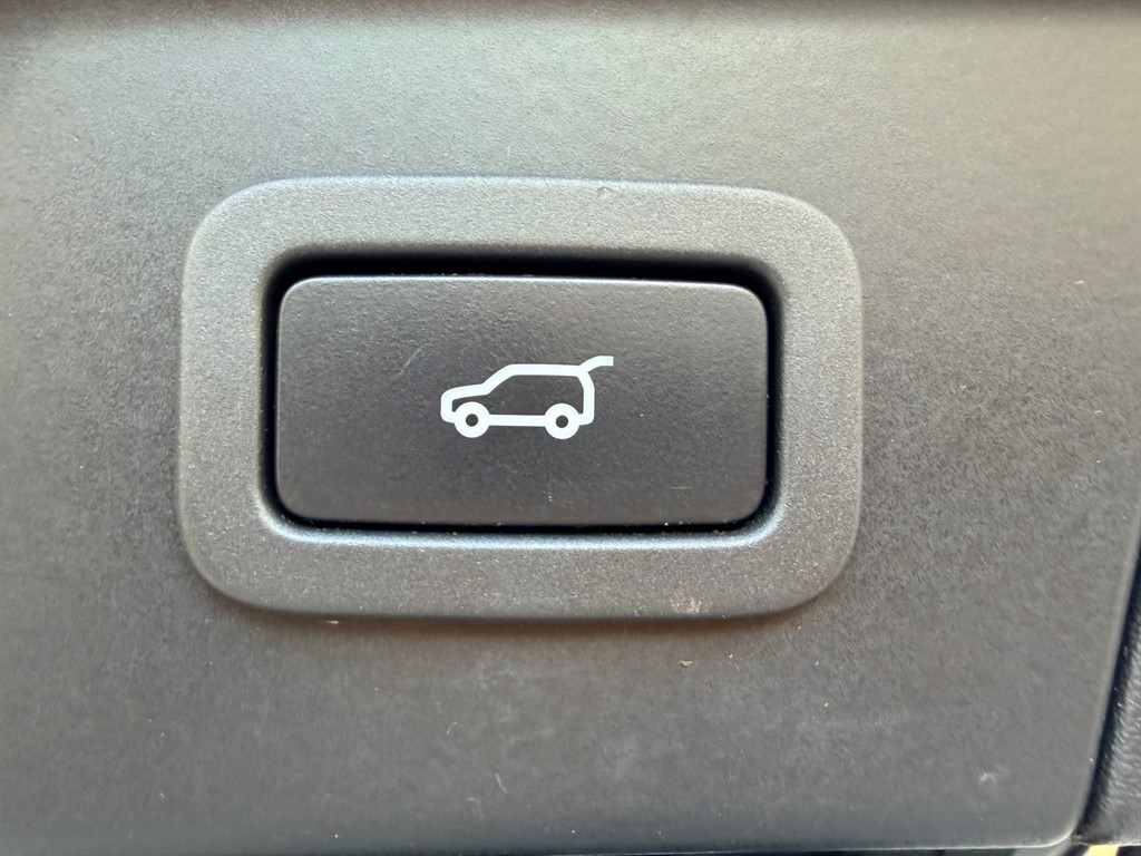 Used Land Rover Range Rover Velar 2018 for sale - 78187230: Photo 15